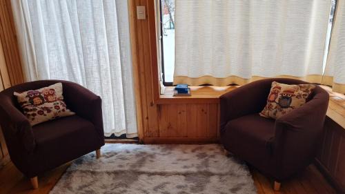 Pinto Chalet De Esquí | Cabaña rústica con la mejor vista, chimenea y tranquilidad