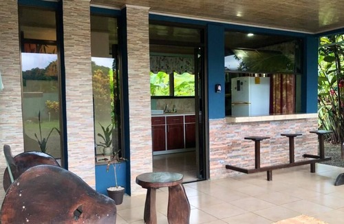 El Tanque Casa | Cabaña Rocío con Piscina Privada