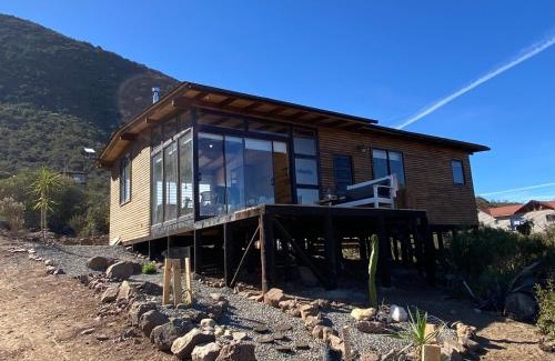 Los Vilos Casa | Cabaña Zen Camino al cristal con la mejor vista desde lo alto a bahía de Pichidangui