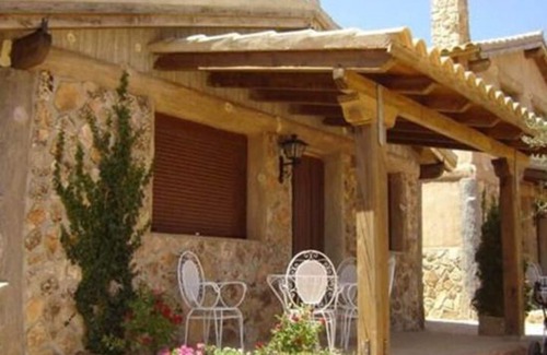 Ossa de Montiel Hotel | Cabañas el Acuifero N05 Árbol Paraíso