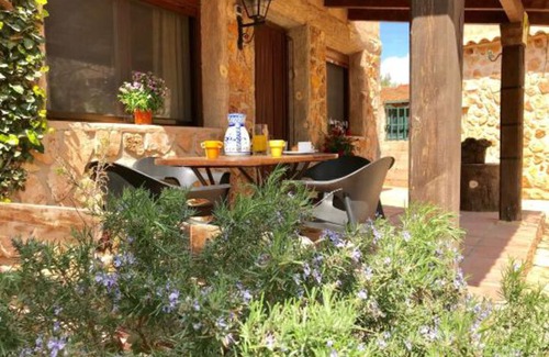 Ossa de Montiel Hotel | Cabañas el Acuifero N05 Árbol Paraíso