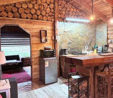 Santa Barbara Chalet De Esquí | cabañas refugio quillaileo