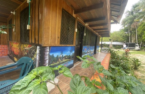 Leticia Hotel | CABAÑAS TAKANA