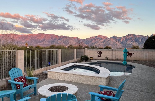 Rancho Vistoso Casa | Caballo Pass welcomes you to Oro Valley with incredible mountain views.