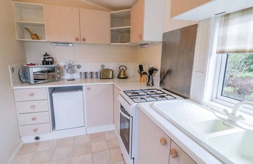 Cylch-Y-Garn Cabaña | Caban y Felin, CEMAES BAY