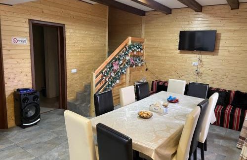 Beclean Casa | Cabana Amelie Baile Figa