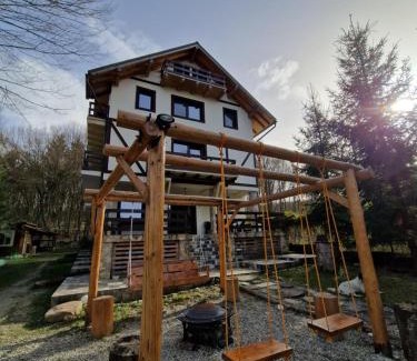 Porumbacu de Jos Casa | Cabana din Pădure