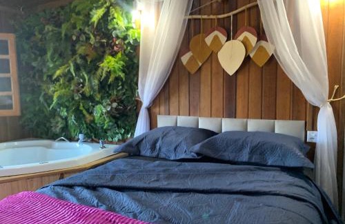 Nazare Paulista Apartamento | Cabana do Lago com Jacuzzi