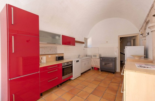 Lugny Casa | CABANA & Le Gîte du Château - Proche Mâcon