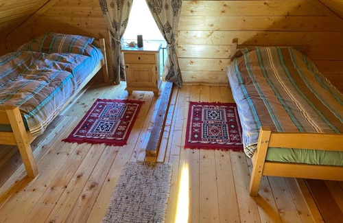 Mesesenii de Jos Casa | Cabana Poalele Mesesului