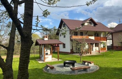 Viseu de Jos Chalet De Esquí | Cabana Umbra Brazilor