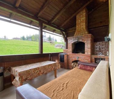 Piatra Fantanele Casa | Cabana Vlad 1