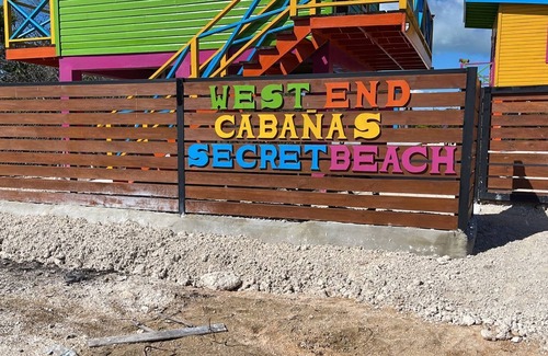 San Pedro Cabaña | CABANAS 7 MINUTES FROM SECRET BEACH