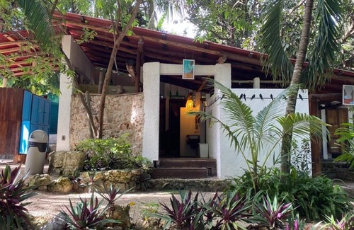 Mario Villanueva Madrid Hotel | Cabanas Hostel y Camping Magic Bacalar