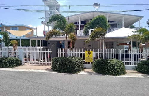Montalva Apartamento | Casa Playa Santa Apto A !Con mesa de billar, piscina doble y area de barbacoa!