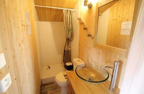 Henanbihen Otro | Cabane dans les arbres