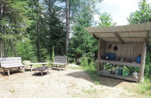 Harrington Cabina | Cabane de groupe avec lits jumeaux 2 sur 2