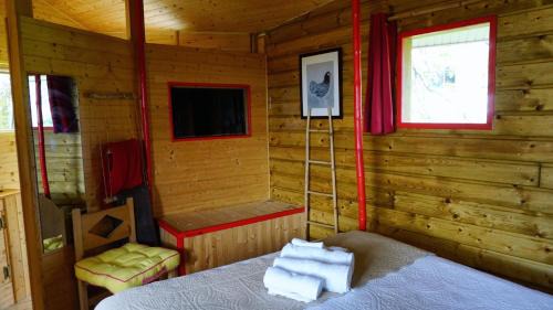Fronsac Apartamento | Cabane en bois climatisée