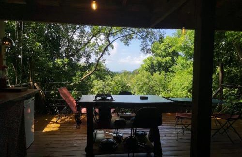 Bas Vent Casa | cabane entre les arbres
