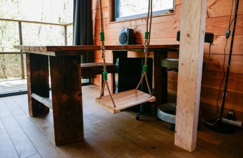 Sadirac Otro | Cabane perchée - lac privé, spa & nature