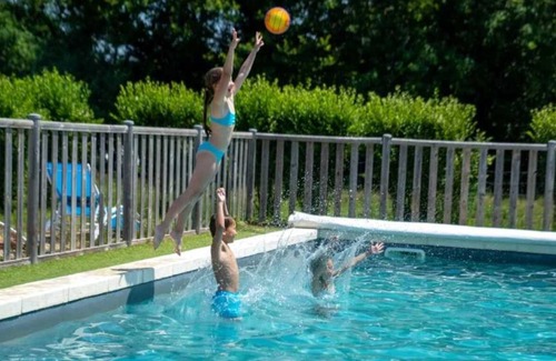 Chassenard Apartamento | Cabane - Piscine - ccafbgb