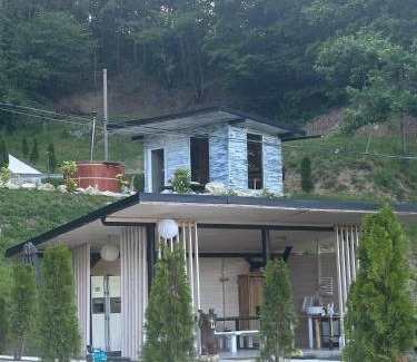 Birsana Cabina | Cabanele din Valea Ursului