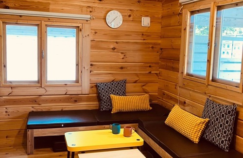 Kita Karuizawa Alquiler De RV | Cabanon utile Living in a small cabin in the fo/Agatsuma County Gunma
