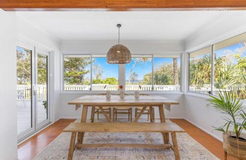 Cabarita Beach Casa | Cabarita Beachfront Escape by Kingscliff Accommodation