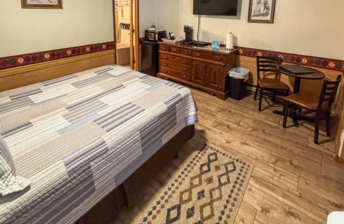 Kerby Condominio | Cabernet Room at Kerbyville Inn