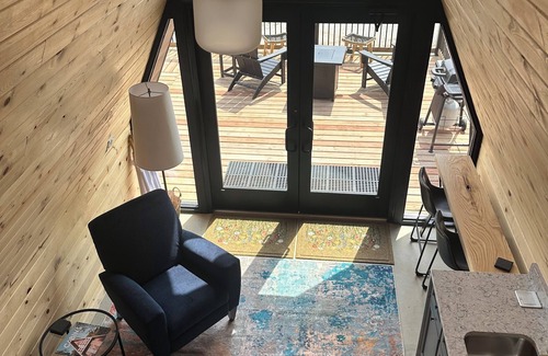 Princeton Cabina | Unplug, unwind, unearth your peace: Discover our good nature at The Wildflower.