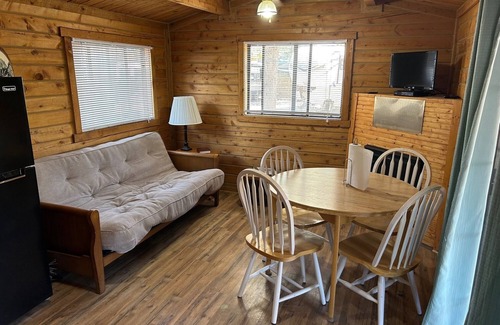 South Fork Cabina | Cabin 12 - Grandview Cabins