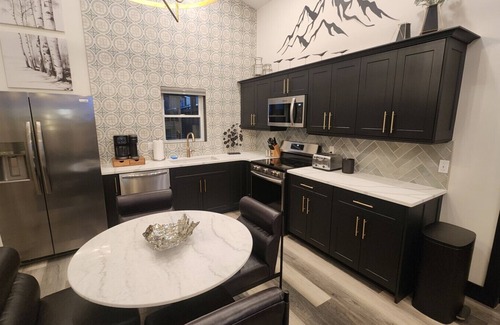 Timberline Cabina | Cabin 15 One Bed Modern Luxury w Hot Tub