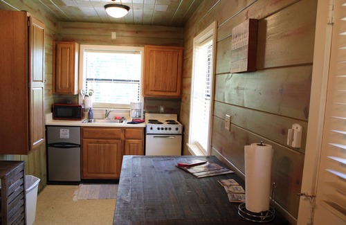 Dennis Cabina | Cabin #2 waterfront point across from Monkey Island at Stony Point Resort