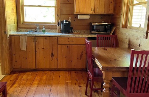 Purlear Cabina | Cabin #2 The Sky Retreat - Off the Blue Ridge Parkway