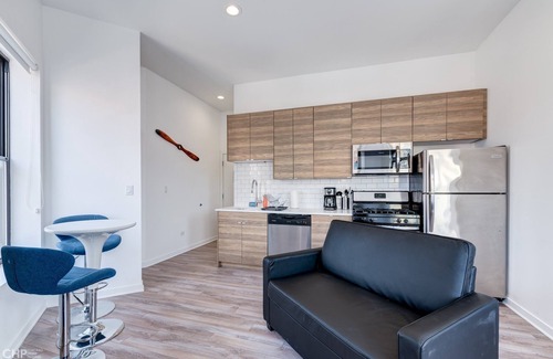 River West Apartamento | Cabin 201 by 747 Lofts