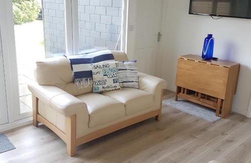 Bont Newydd Casa | Cabin 246 Riverside, Glan Gwna