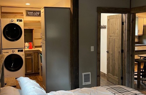 Whitefish Cabina | Cabin #3 at Grizzly Ridge Retreats