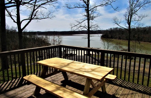 Murray Cabina | Cabin 3 at Kentucky Lake's Lynnhurst Family Resort