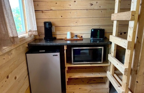 Queens County Cabina | Cabin #3 centrally located to beaches, golfing and the Confederation Trail!