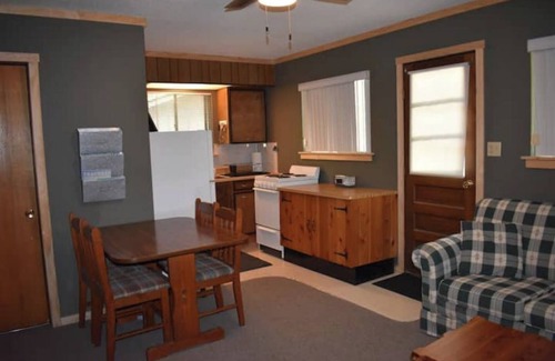Honor Cabaña | Cabin #3-near Interlochen, Crystal Mtn, Traverse