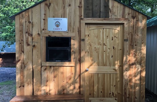 Hatfield Alquiler De RV | Cabin 3 - Rustic Mountain Cabin - Up to 4 persons