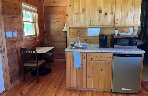 Purlear Cabina | Cabin #3 The Sky Retreat - Off the Blue Ridge Parkway