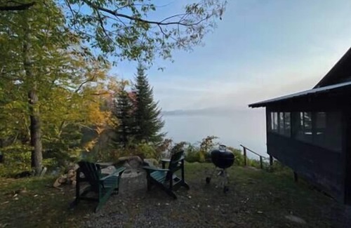 Indian Lake Casa | Cabin 3 - Waterfront on Lake Abanakee
