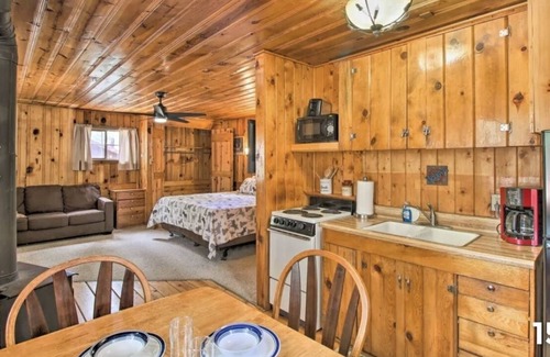 Pinetop-Lakeside Cabaña | Cabin 4 Hidden Rest Resort