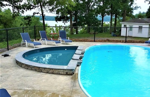 Murray Cabina | Cabin 5 at Kentucky Lake's Lynnhurst Family Resort