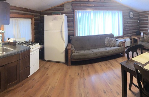 Mayfield Cabina | Cabina 6 en Fife Lake - Precios especiales de fútbol