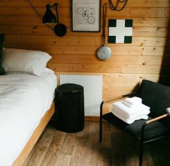 Lakeside Casa | Cabin 6 The Bike Haus