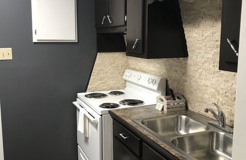 Columbus Cabina | Cabin 7- Overlooks Yarborough Landing and Millwood Lake