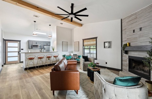 Graford Casa | Cabin 7: Sweetest Escape