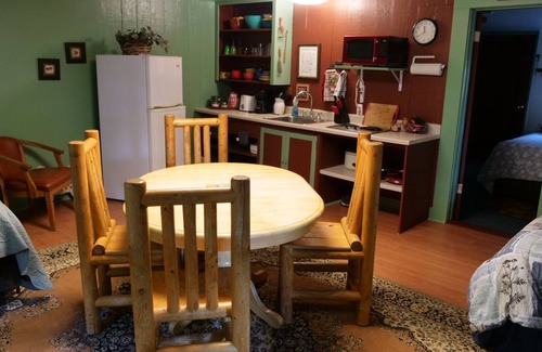 New Meadows Cabina | "Sportman's Haven" - Cabin 8
